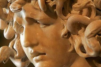 Primo Piano della “Medusa†di Gian Lorenzo Bernini.