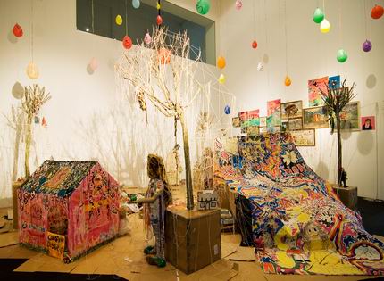 Installazione di Delaine Le Bas