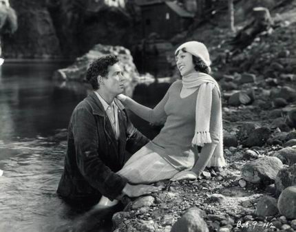 Una scena del film muto The River 1929