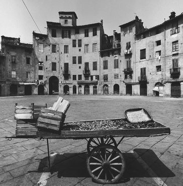 Lucca by Gianni Berengo Gardin