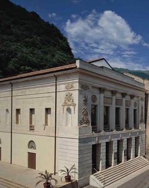 Teatro Da Ponte