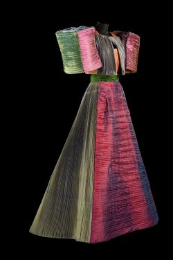 Due sale con abiti di Roberto Capucci completano il Museo della Moda e delle Arti applicate di Gorizia